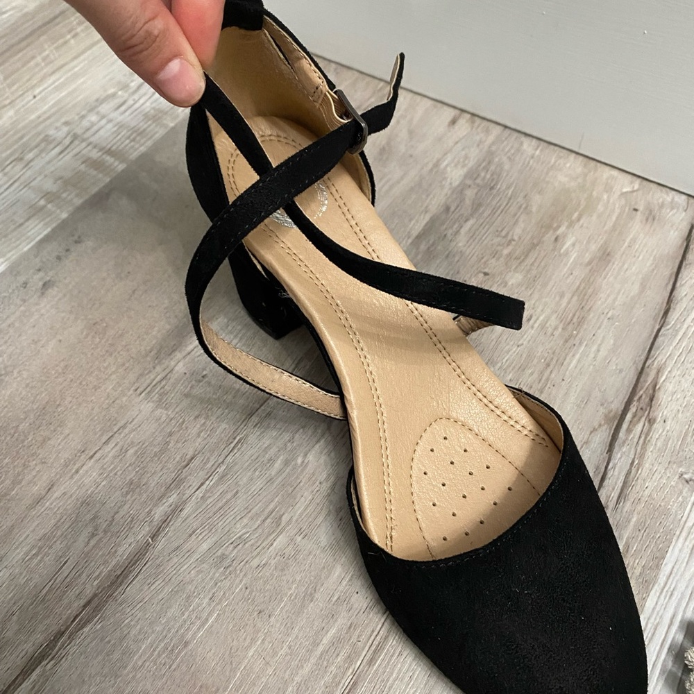 Black ankle cross heels